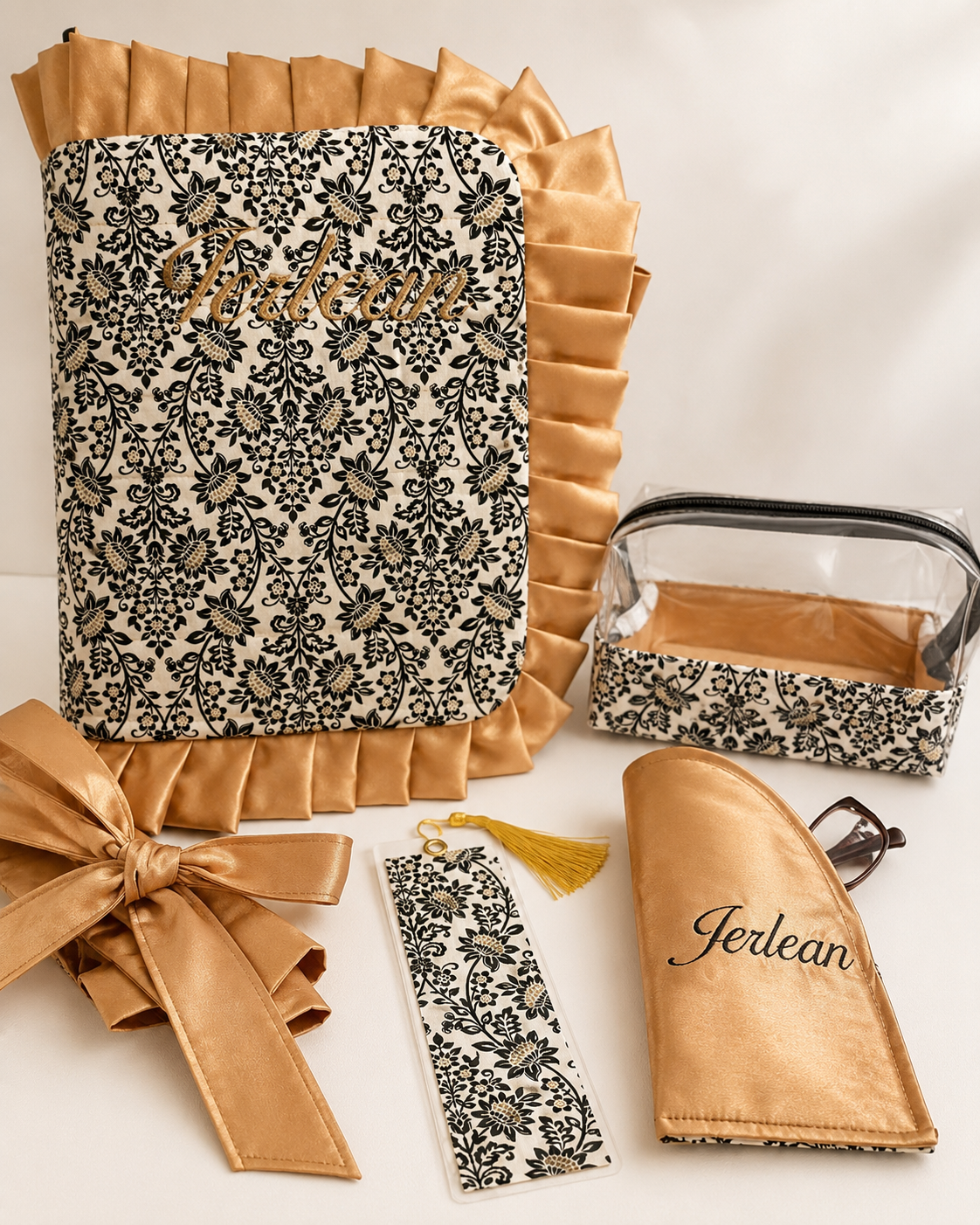 Luxury Personalized Gold Pleated Embroidered Bible Cover