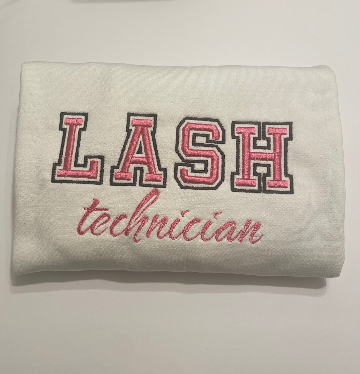 Custom Lash Tech Sweatshirt – Embroidered Eyelash Technician Crewneck – Beauty Boss Apparel